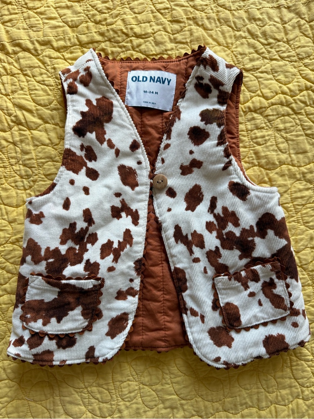 Toddler girl 18-24 cow print vest